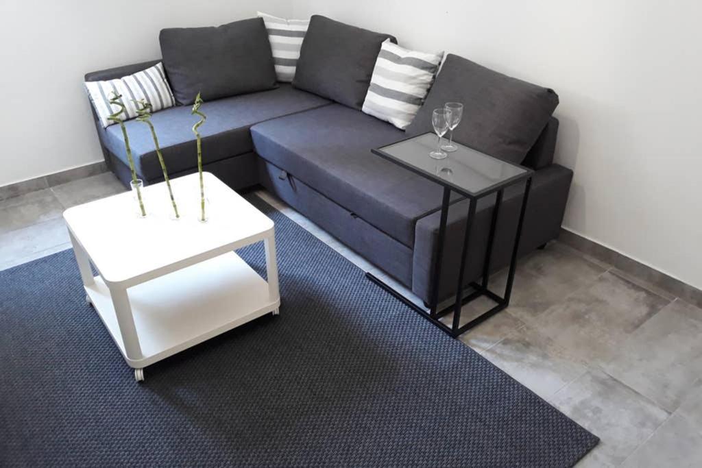 Cozy Apartment For 4 In Kolonaki, Lycabettus Αθήνα Εξωτερικό φωτογραφία
