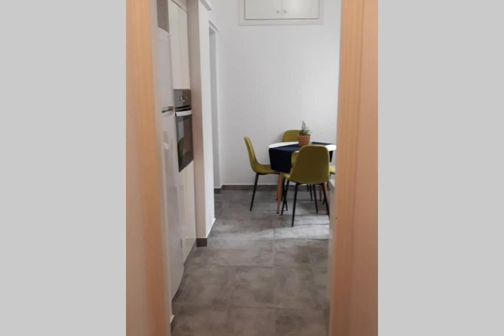 Cozy Apartment For 4 In Kolonaki, Lycabettus Αθήνα Εξωτερικό φωτογραφία
