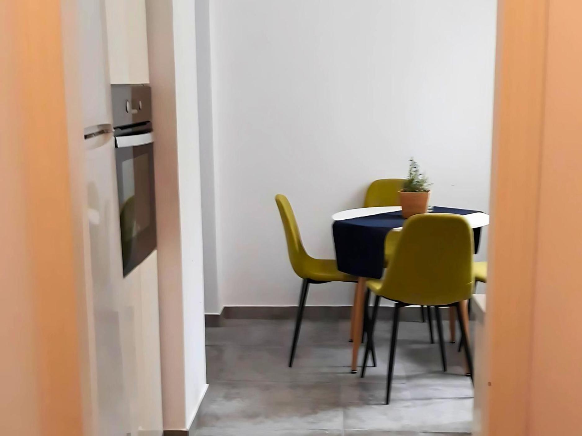 Cozy Apartment For 4 In Kolonaki, Lycabettus Αθήνα Εξωτερικό φωτογραφία